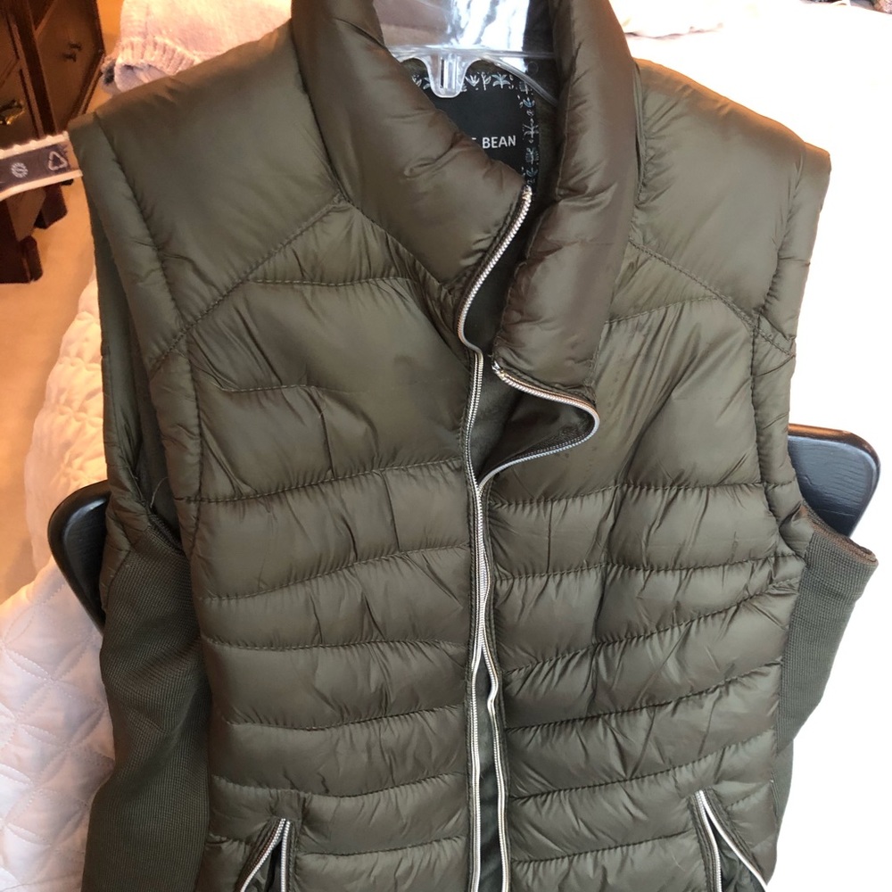 Army green vest